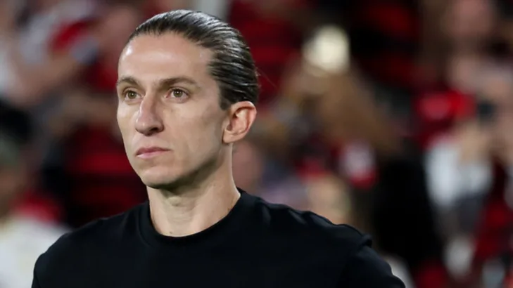 Filipe Luís ressalta status extracampo de Bruno Henrique após vitória do Flamengo na Libertadores: “Tem presunção de inocência”