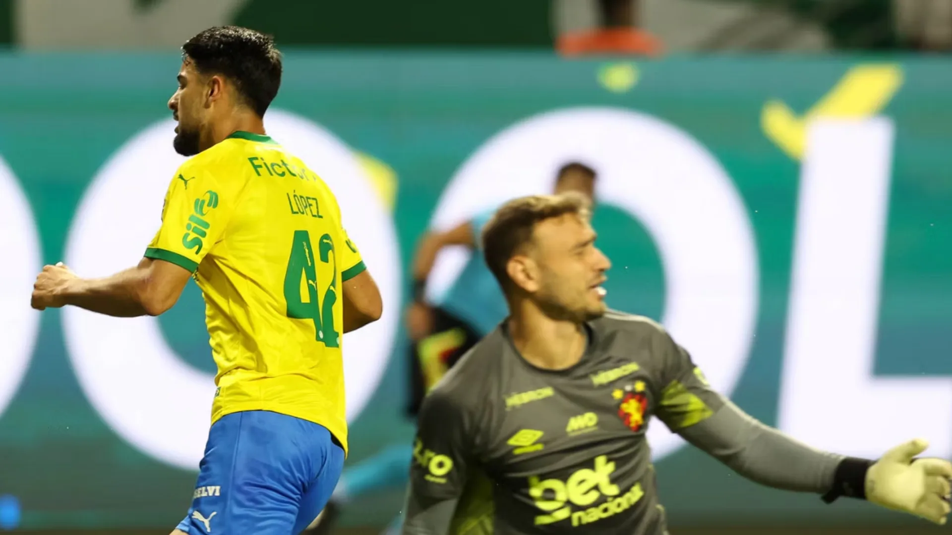 Palmeiras vence o Sport no Brasileirão e torcedores aclamam Vitor Roque e Flaco López: “Romário e Bebeto”