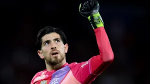 Flávio Prado cita Palmeiras e Flamengo como exemplo ao projetar falência do São Paulo: “Cada vez mais quebrado”