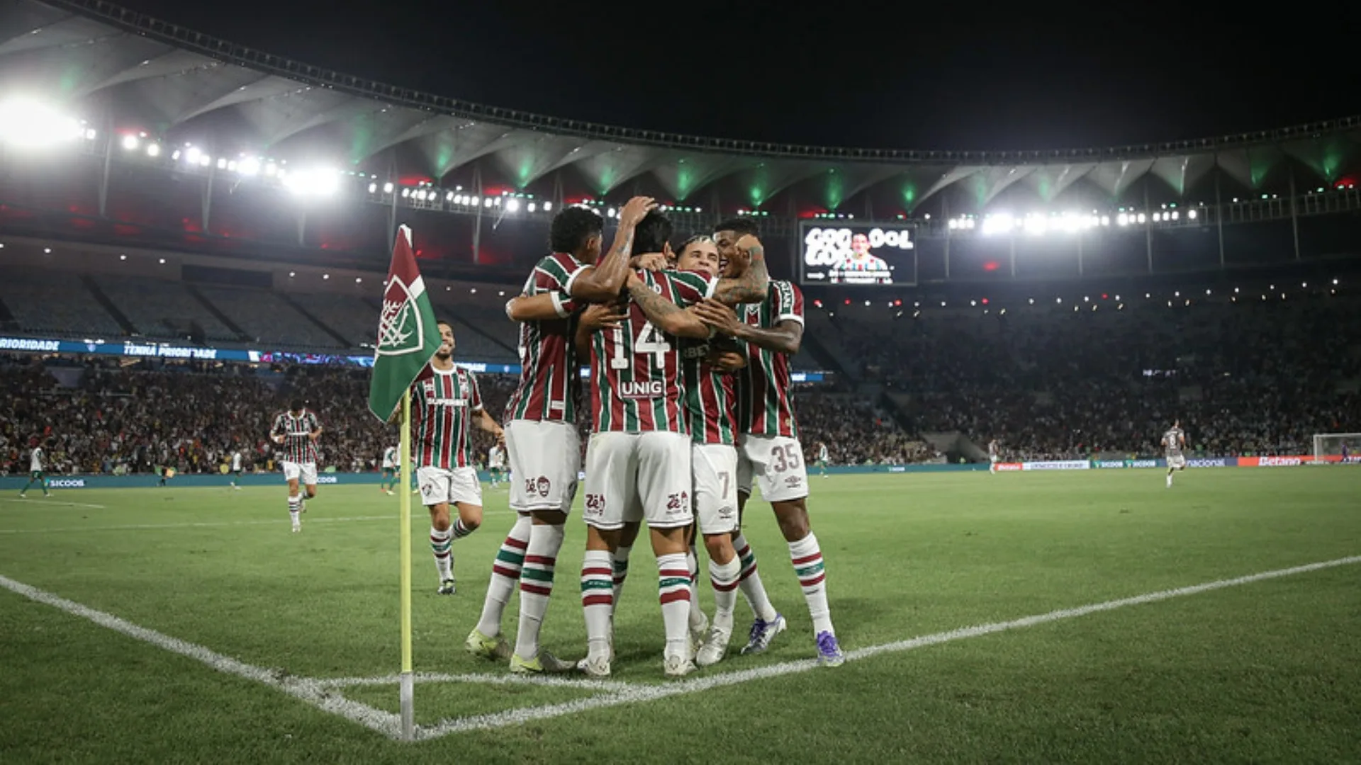 Fluminense tem Bernal e Freytes fora por suspensão e muda time titular contra o Grêmio pelo Brasileirão hoje