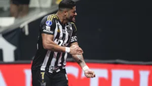 Hulk “comemora” ausência contra o São Paulo e projeta Atlético-MG x Cruzeiro: “O Brasil vai parar”