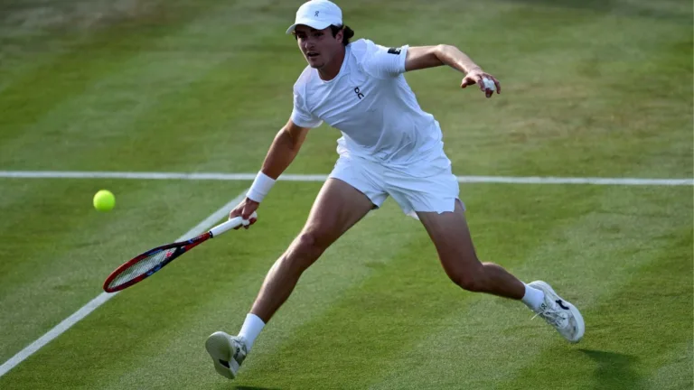 João Fonseca encara chinês Yunchaokete Bu na estreia no Masters 1000 de Cincinnati