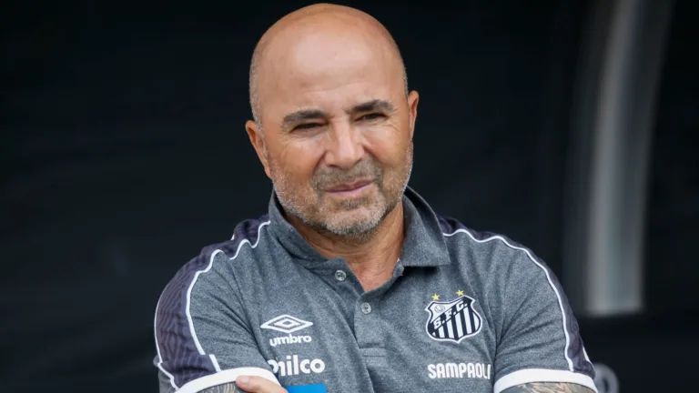 Jorge Sampaoli está muito perto de voltar ao Santos, diz jornalista argentino Pablo Paván: “Negociações avançadas para retornar”