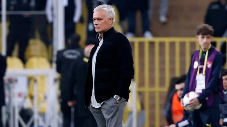 Marcelo Marques quer contratar José Mourinho como novo técnico do Grêmio para 2026, diz Cristiano Silva