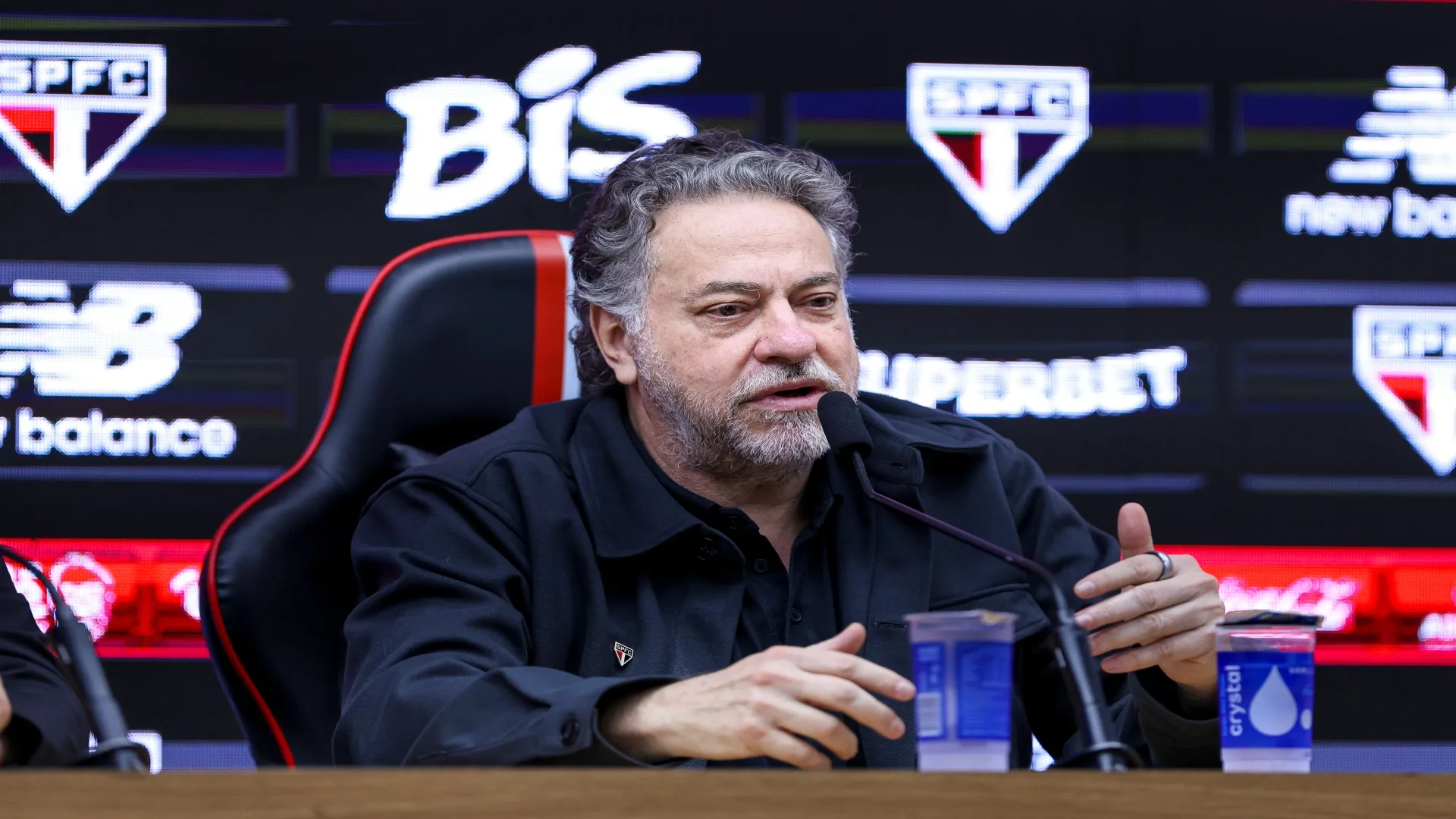 Carlos Belmonte pode ser demitido no São Paulo e Nicola revela bastidores com Júlio Casares: “Existe uma pressão grande”