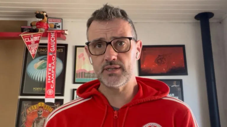 Roger Machado e Paulo Paixão devem ser demitidos do Internacional ainda em agosto, diz Leandro Behs: “Bastidores estão fervendo”