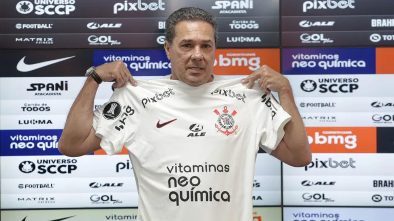 Luxemburgo descarta rebaixamento e decreta futuro do Corinthians no Brasileirão: “Não vai a lugar nenhum”