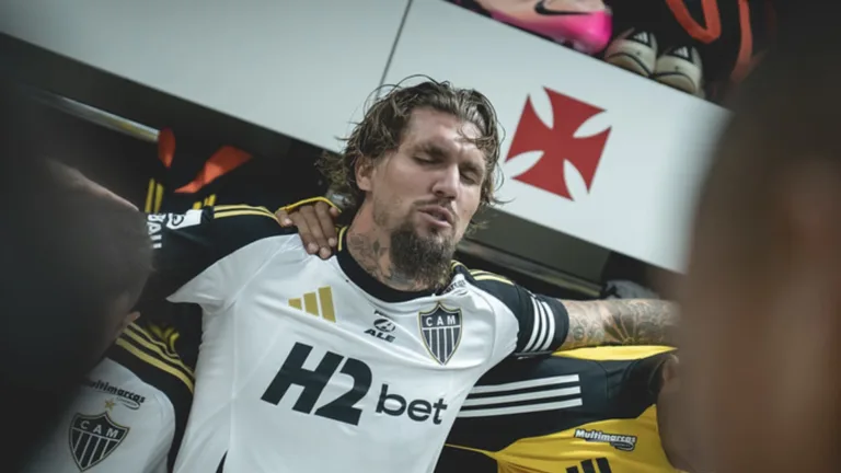 Lyanco é chamado de ‘jogador completo’ por Cuca no Atlético-MG: “Não é à toa que é capitão na ausência do Hulk”