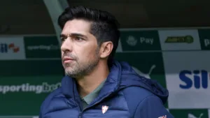 Mano aprova cobrança dos torcedores do Palmeiras com Abel Ferreira: “Não está fazendo o time jogar”