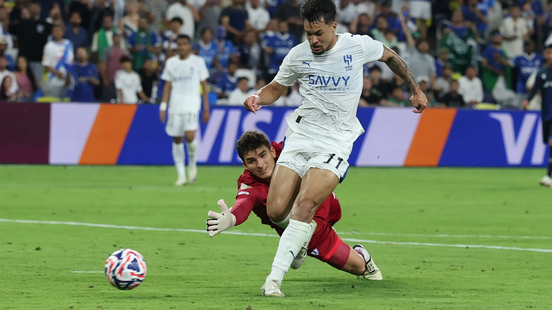 Flamengo entra na briga com o São Paulo por Marcos Leonardo e topar pagar 25 milhões de euros, revela Pilhado: “Informação que recebi”