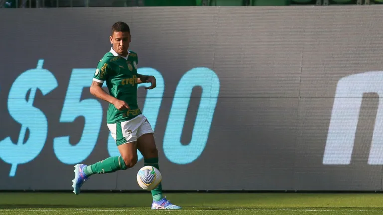 Marcos Rocha se despede do Palmeiras e torcedores reconhecem: “Sempre honrou nossa camisa”