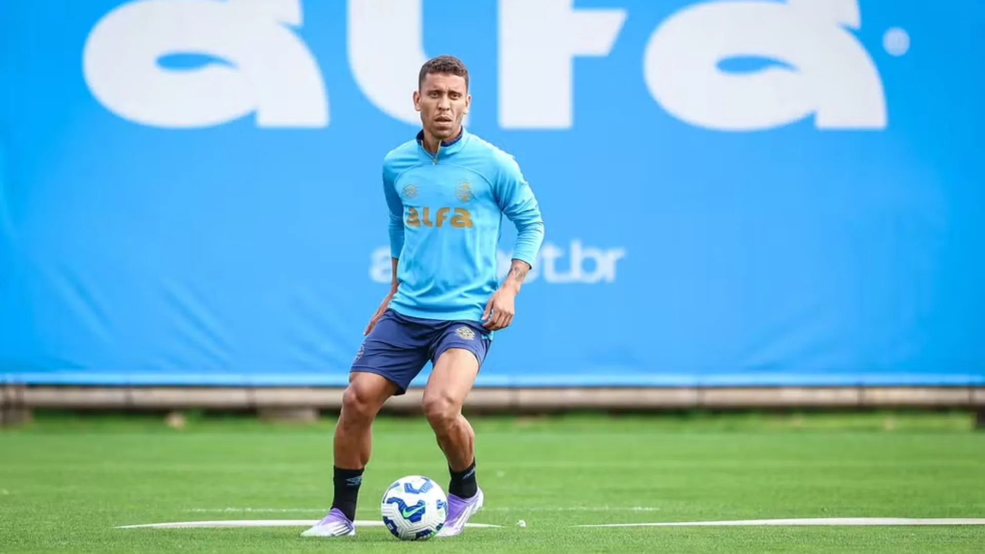 Marcos Rocha comemora reencontro com Felipão na chegada ao Grêmio e avisa: “Quero ganhar com você de novo”