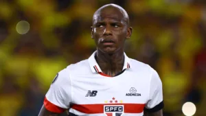 Muller alfineta Arboleda após eliminação do São Paulo na Copa do Brasil: “Palhaçada! Eu falei”