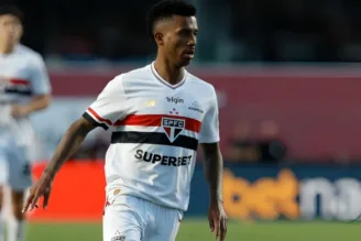 Marcos Antônio, meio-campista do São Paulo
