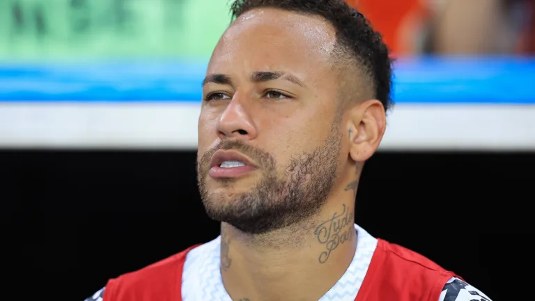 Tostão exclui Neymar da seleção brasileira e manda recado ao atacante do Santos: “A fila anda e tem pressa”