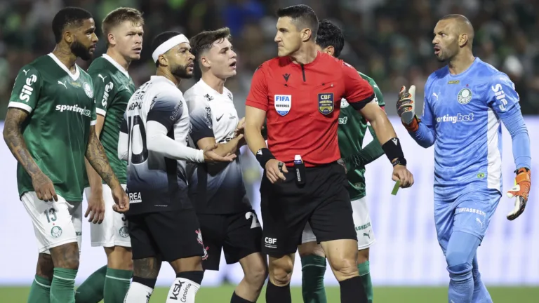 Juca Kfouri alerta para tensão antes de Palmeiras x Corinthians pela Copa do Brasil: “Está um clima horroroso”