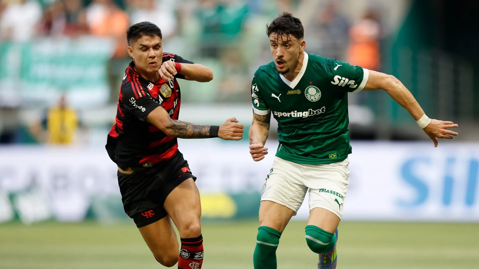 Cicinho esquece São Paulo e indica final da Libertadores entre Flamengo x Palmeiras: “São as duas melhores equipes”