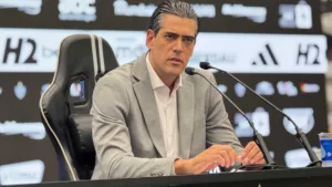 Paulo Bracks explica o que falta para o Atlético-MG anunciar Ruan Tressoldi e crava: “Vai nos ajudar muito”