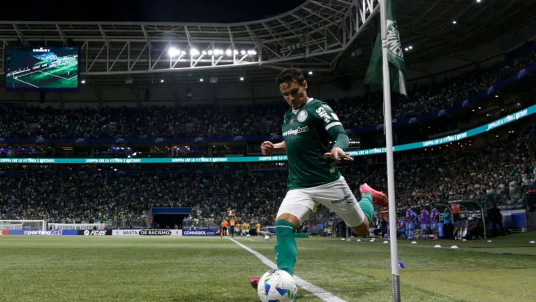 Raphael Veiga, do Palmeiras, entra na mira do Los Angeles FC e Nicola informa: “Ele pensa em sair”