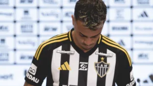 Paulo Bracks revela que Atlético-MG teve ‘concorrente’ por Reinier: “Era forte e derrubamos” 