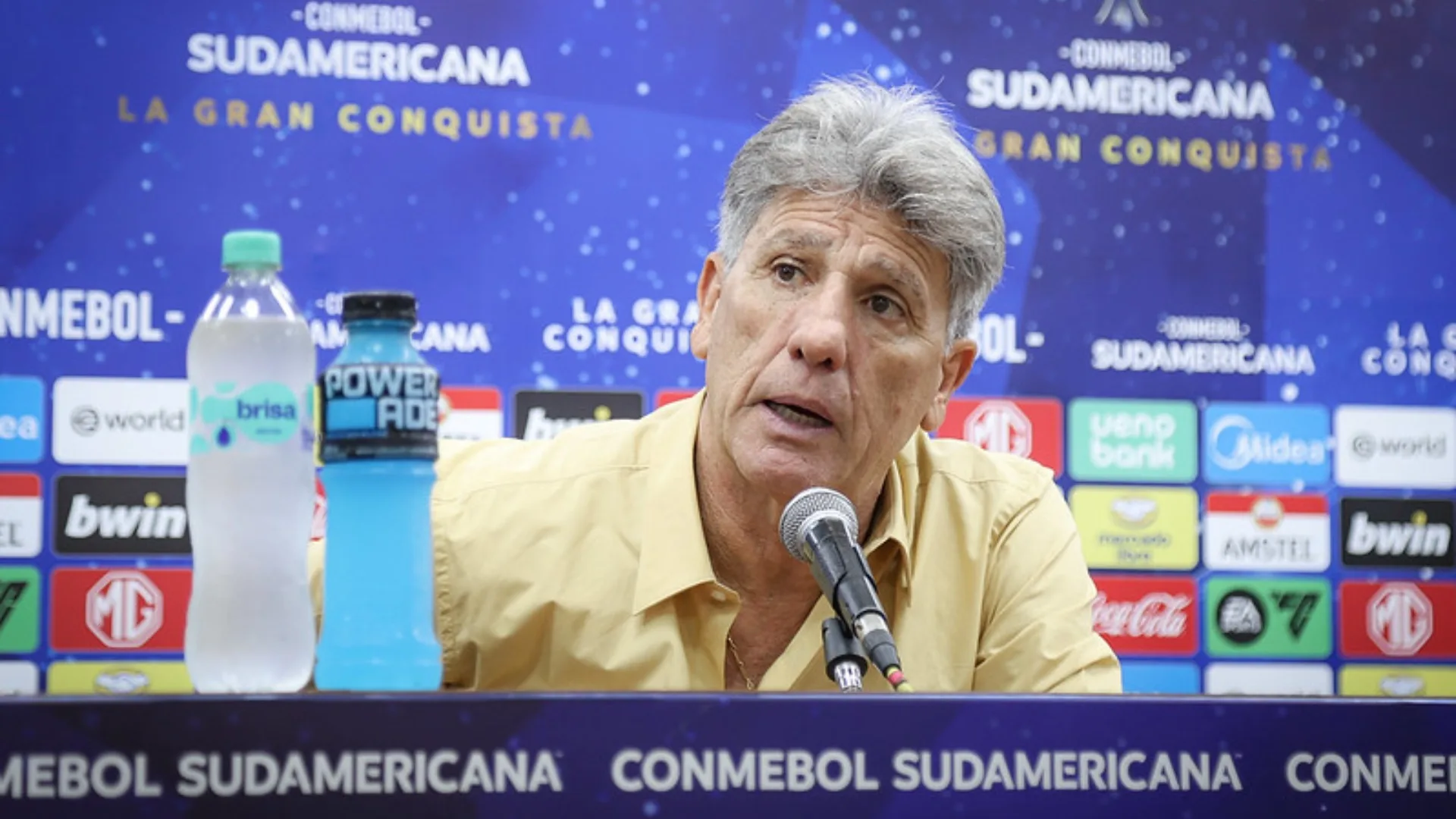 Renato Gaúcho, do Fluminense, evita falar sobre Igor Rabello e elogia contratação de Santi Moreno: “Certeza de que vai ajudar”