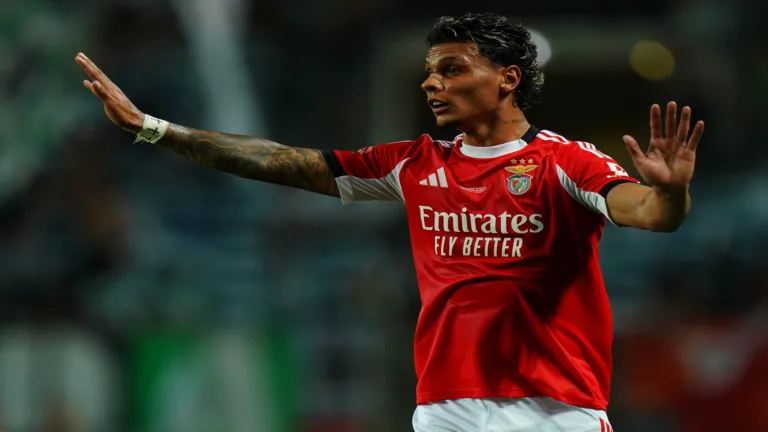 Richard Ríos fala de adaptação ao Benfica, carinho com Palmeiras e cutuca Corinthians: “Vamos ganhar o clássico”