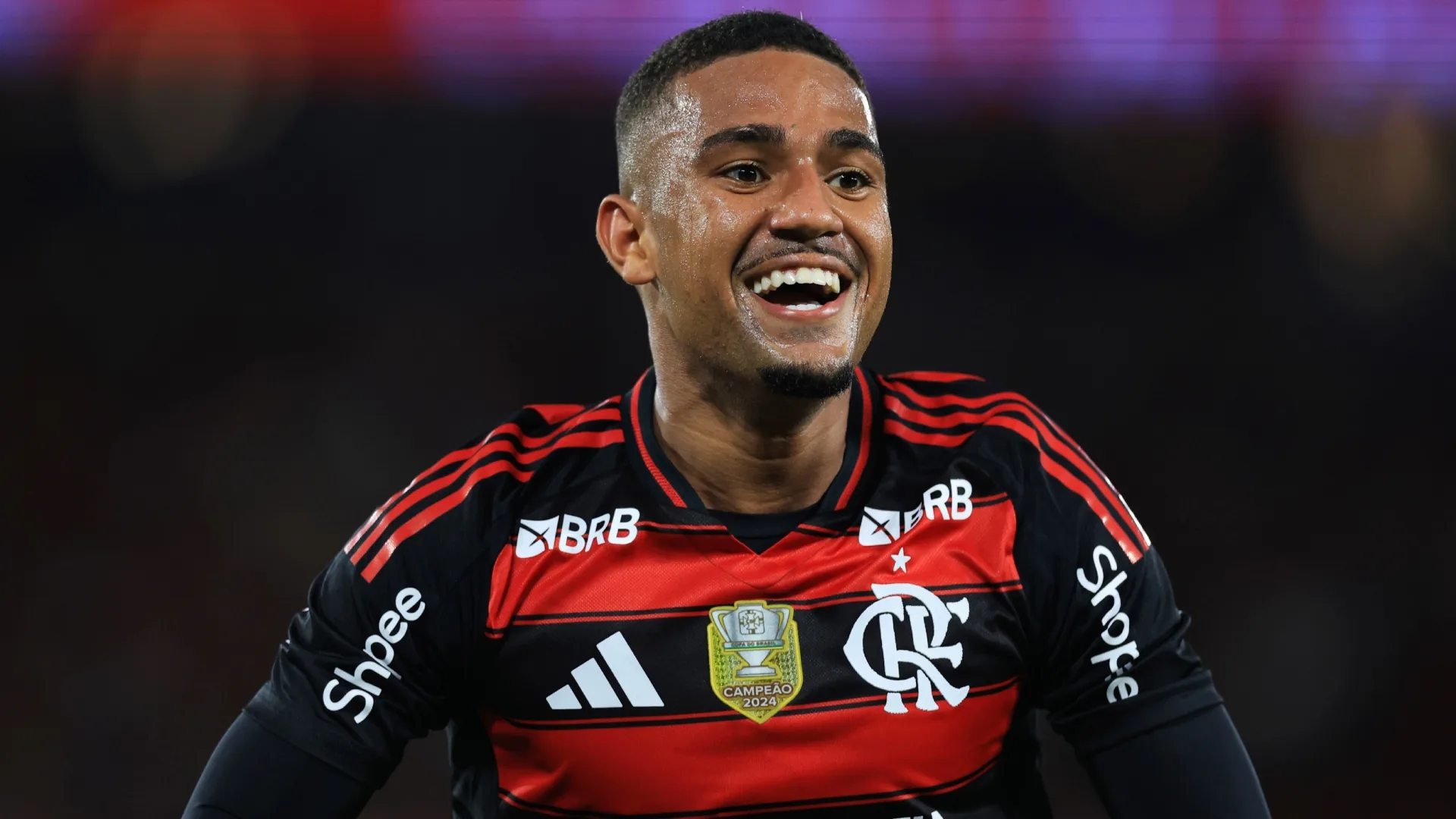 Samuel Lino é convocado para a seleção brasileira e torcedores rivais do Flamengo reagem: “A mesma vergonha continua”