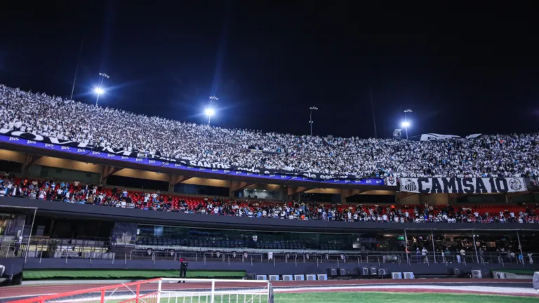 Santos vende 50 mil ingressos diante do Vasco no MorumBis e Sormani elogia: “Torcida grande, ativa e participativa”