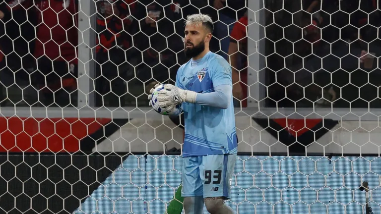 São Paulo encaminha saída de Jandrei para o Juventude e torcedores opinam: “Ótima cortina de fumaça”