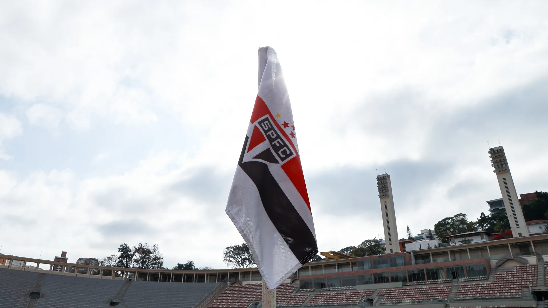 São Paulo precisa de feito inédito contra o Corinthians para chegar na final do Brasileirão Feminino
