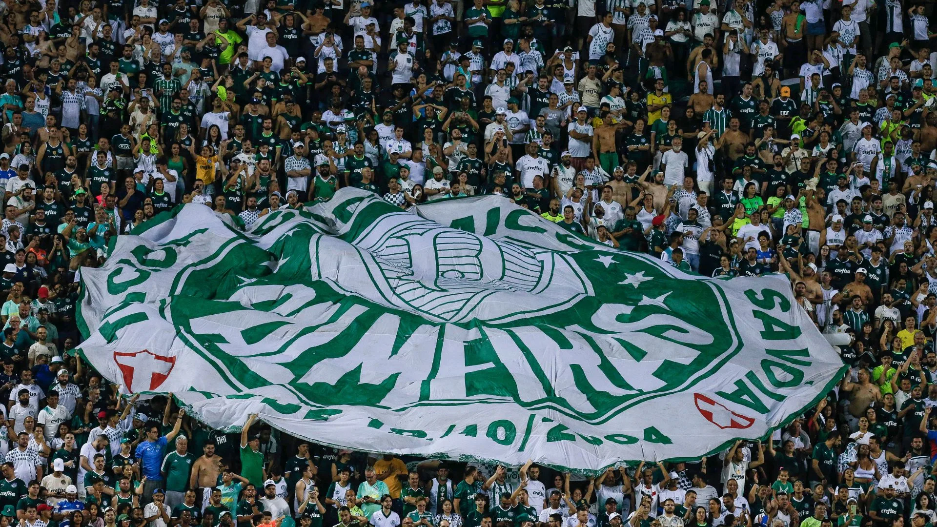 Torcedores do Palmeiras detonam post feito horas antes do clássico contra o Corinthians: “Virou empresa de coach”