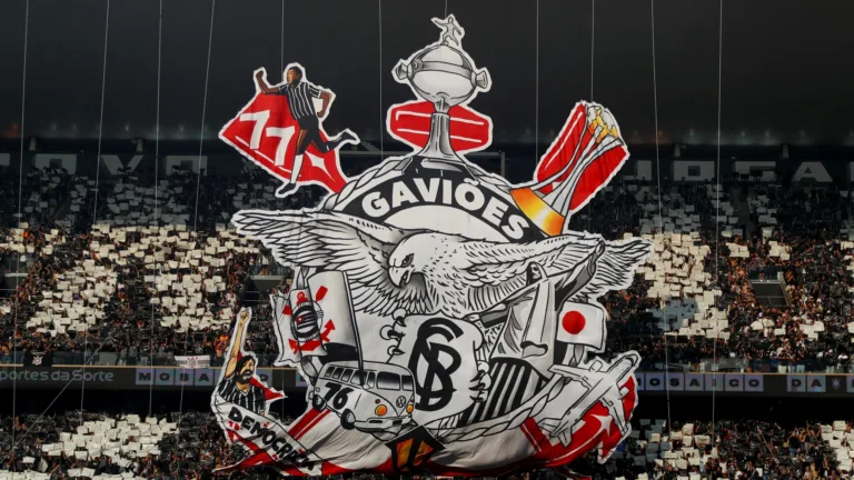Facincani elogia torcida do Corinthians e aponta diferencial: “Não exige beleza, ela exige dedicação”