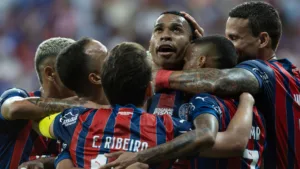 Tostão esquece Flamengo e elege Bahia o time com futebol mais bonito do Brasil: “Quando funciona, é encantador”