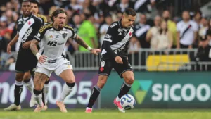 Vasco e Atlético-MG empatam em jogo marcado por gol relâmpago e torcedores criticam Vegetti: “Tem que bancar”
