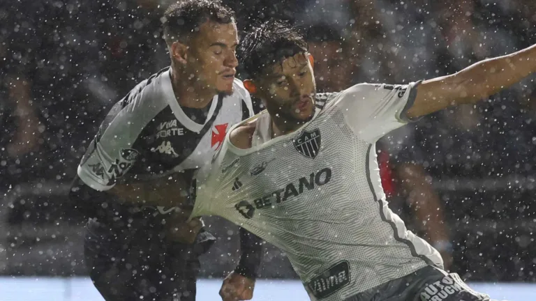 Onde assistir Vasco x Atlético-MG ao vivo pelo Brasileirão: prováveis escalações, desfalques e retrospecto