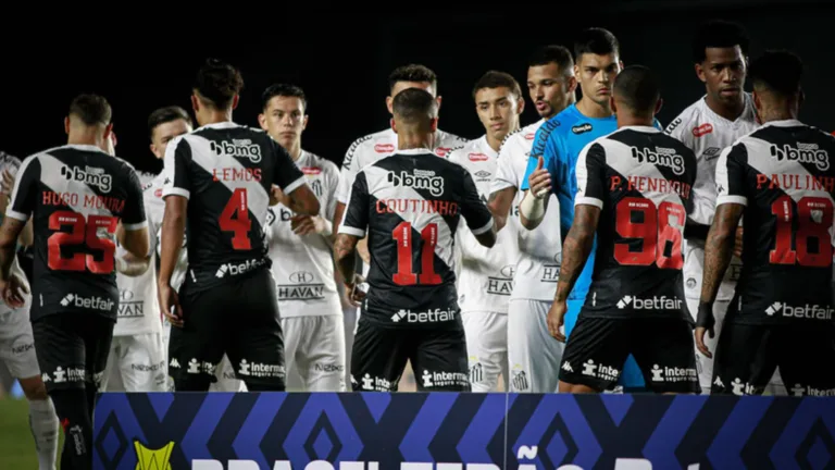Sormani prevê vitória do Santos no Brasileirão e lamenta “draga” no Vasco: “Está um pouco pior”
