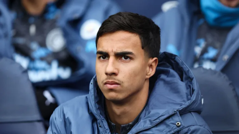 Torcedores exaltam Palmeiras após Manchester City emprestar Vitor Reis ao Girona: “Merece os parabéns”