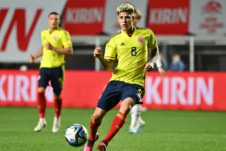 Jornalista explica atraso da apresentação de Carrascal no Flamengo: "Depende do Atlético-MG"