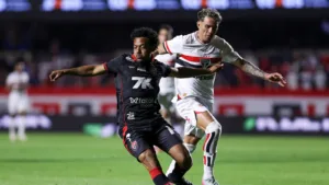 São Paulo vence Vitória no Morumbis pelo Brasileirão e torcida responde: “O problema era o técnico”