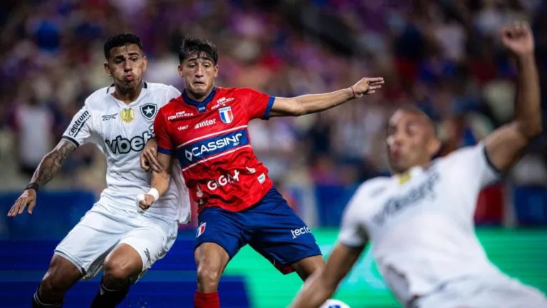 Botafogo vence Fortaleza por 5 a 0 no Castelão e torcida comemora: “Ganhei uma seleção”