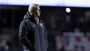 Crespo comemora vitória do São Paulo e projeta próximos jogos: “Muitas coisas boas”