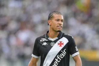 João Victor assina com CSKA por R$ 31 milhões após pedir para sair, revela André Hernan: "Não queria vender"