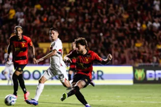 Sport empata com o São Paulo em casa pelo Brasileirão e torcida reclama: "Terça tem outro vexame"