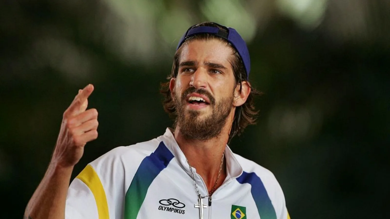 Saretta manda recado a João Fonseca após igualar marca pessoal na ATP: “Espero que ele passe longe”