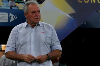 Abel Braga, em jogo no Maracanã