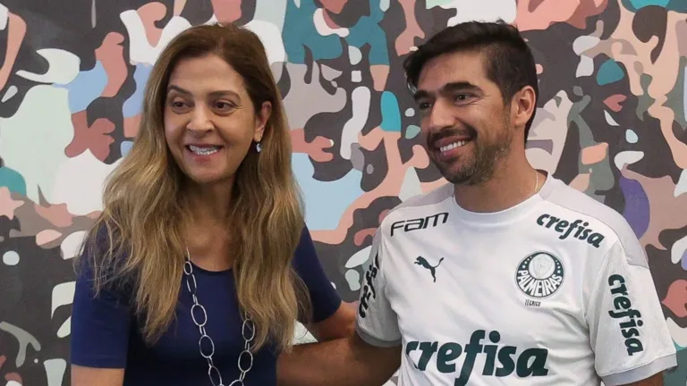 Felipe Melo indaga Leila Pereira sobre renovação de Abel Ferreira no Palmeiras: “É só ele assinar”