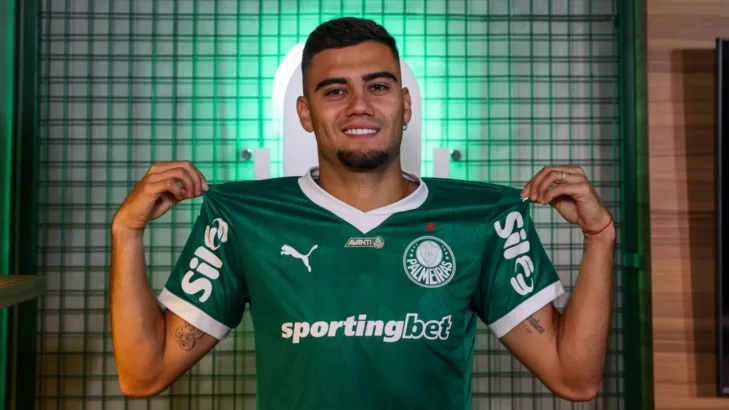 Rivellino elogia chegada de Andreas Pereira ao Palmeiras, mas alerta: “Poderia investir em jogador mais agudo” Rivellino elogia chegada de Andreas Pereira ao Palmeiras, mas alerta: “Poderia investir em jogador mais agudo”