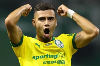 Andreas Pereira comemora gol no Allianz Parque