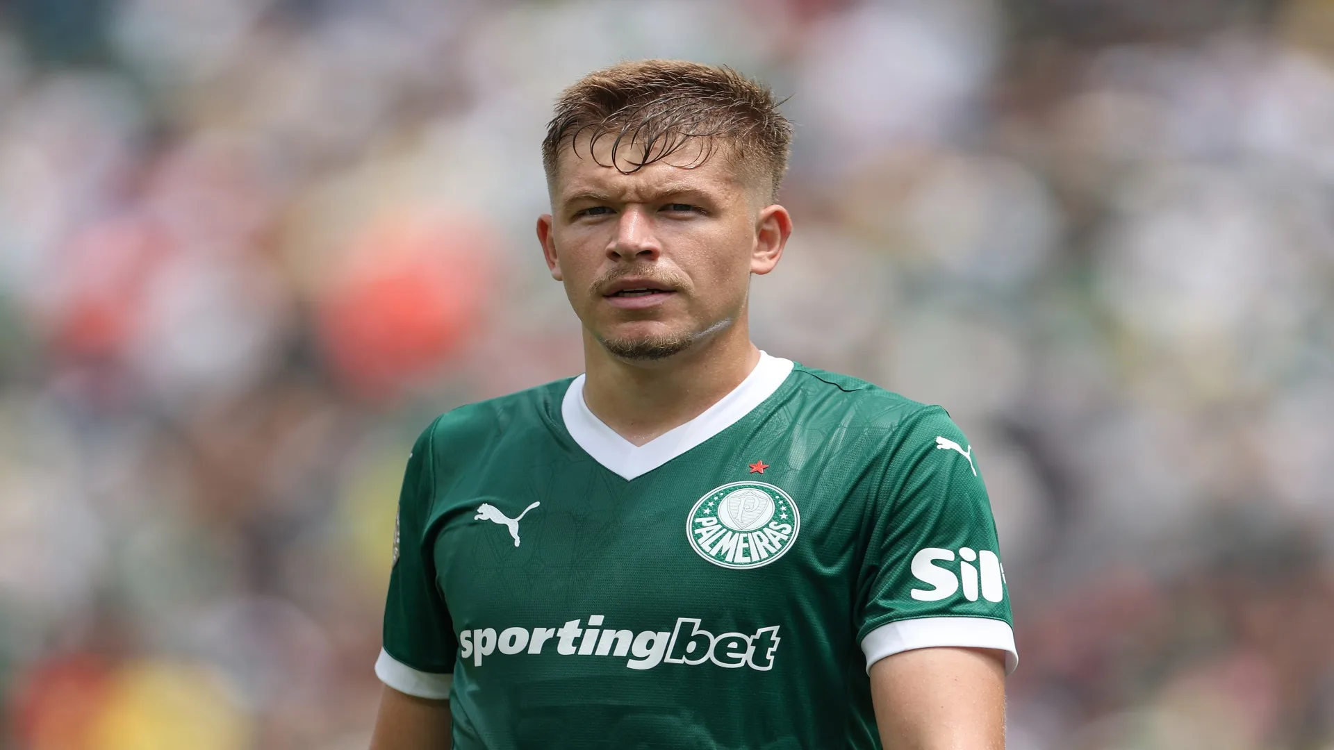 Depois de Sampaoli pedir o retorno de Bruno Fuchs ao Atlético-MG, o zagueiro do Palmeiras se pronuncia: “Muito feliz aqui”