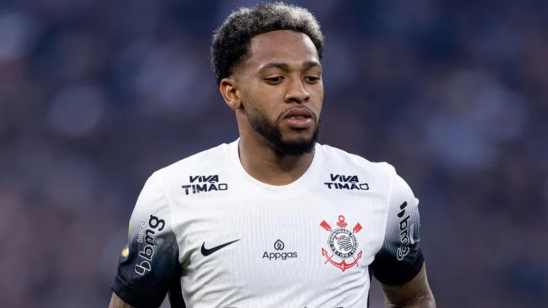 José Martínez falta a treinos do Corinthians e está fora do clássico José Martínez falta a treinos do Corinthians e está fora do clássico